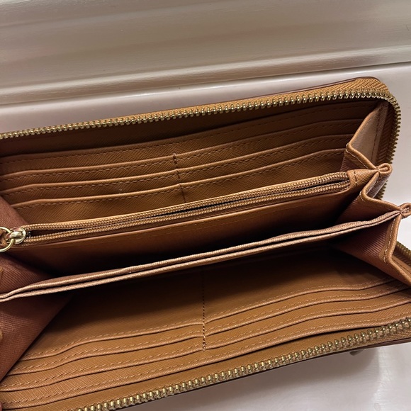 Fossil wallet - Picture 4 of 5